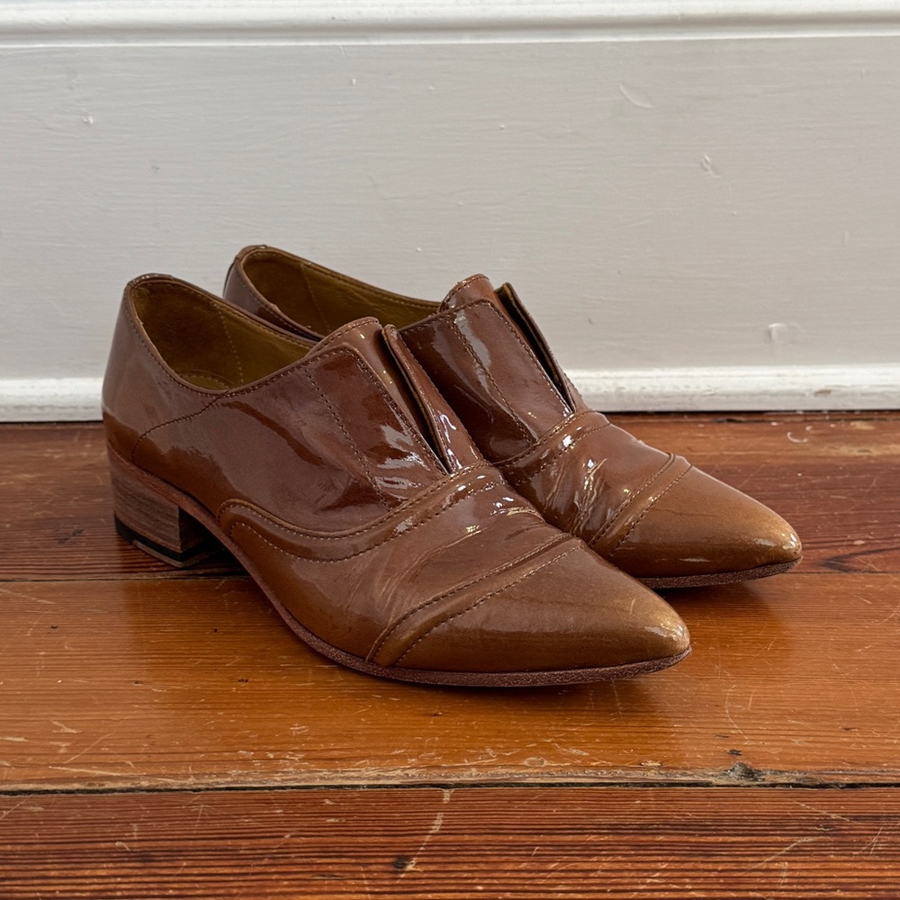 Billy Reid Women's Slip On Tan Patent Leather Loafers Block Heel Pointed Toe 6.5
